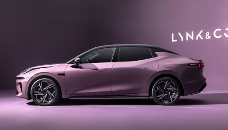 Lynk & Co 07 Plug-in Hybrid Mid-size Car Fastback Sedan