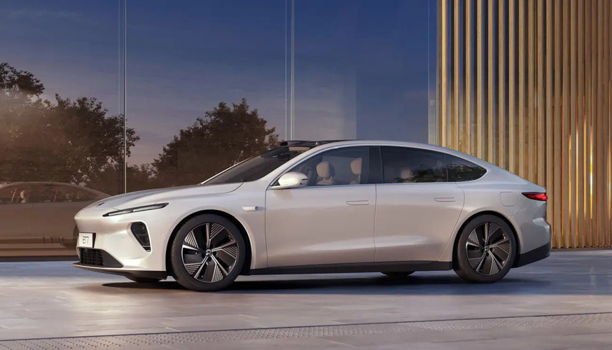 Nio ET7 Battery Electric Executive Sedan 4-door 4WD Sedan