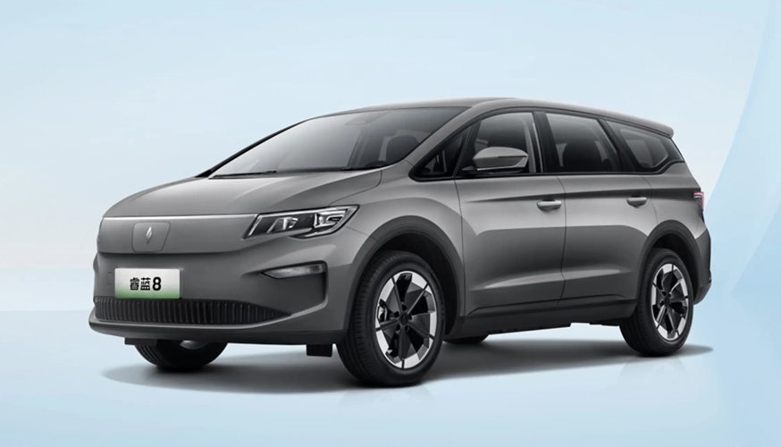 Livan 8 EV a compact MPV 7-speed DCT MPV