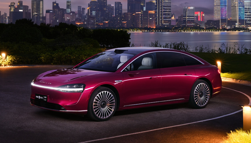 Stelato S9 Battery Electric and Range Extender Full-size Huawei Luxury Sedan