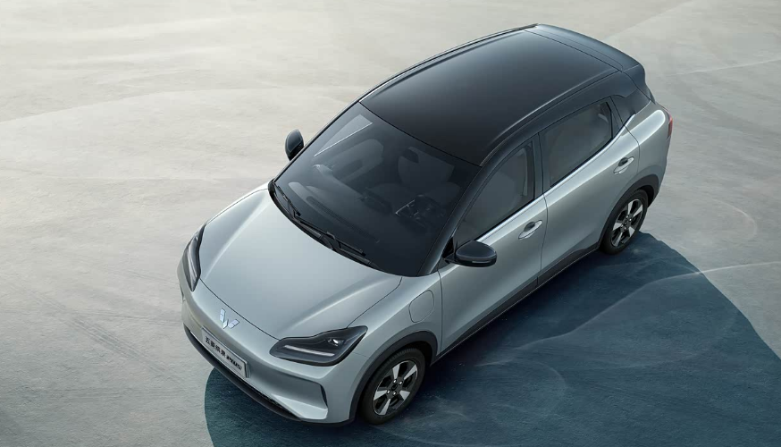 2024 Wuling Binguo Plus EV 5 Door 4 Seat Explosive Models Cost-Effective Mini SUV Electric Car Wuling Binguo SUV Car