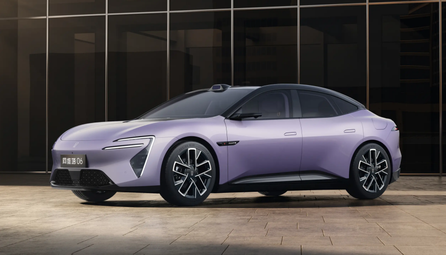Avatr 06 Pure Electric Sedan Range Extended EV Chinese Car
