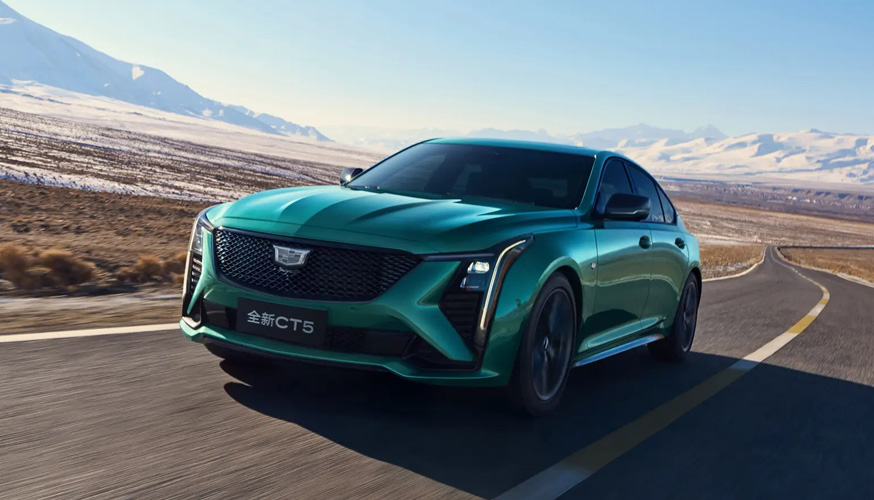 Cadillac CT5 Mid-size Luxury Car 4-door FR Layout Sedan