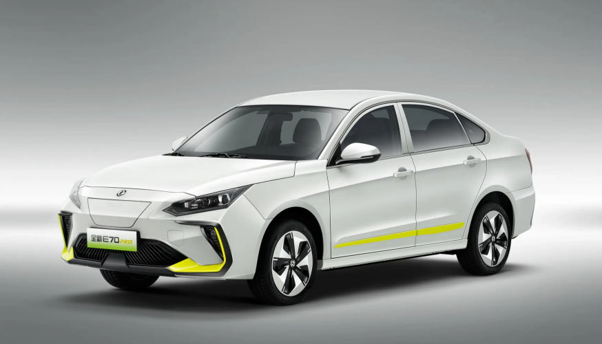 Dongfeng Aeolus E70 2025 Pure Electric Car 5 Seats EV Vehicle