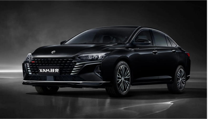 Dongfeng New Gasoline Car Sedan Aeolus Yixuan Max 4 Door Gasoline Car