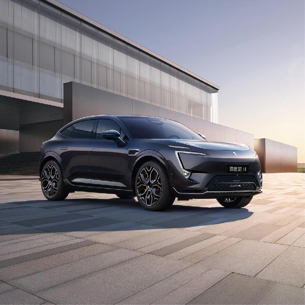 Avatr 11 EV Car 0.25h Fast Charge Huawei Luxury Electric SUV New Energy Vehicles