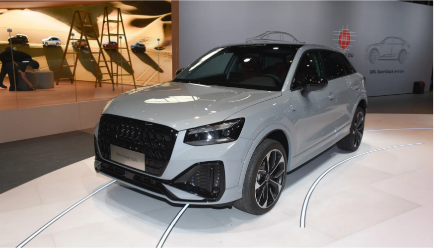 Audi Q2  Luxury Compact SUV 40 E-Tron Quattro 5 Doors 5 Seats